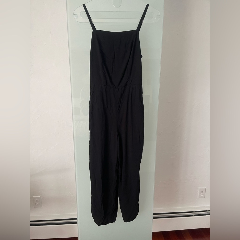 Old Navy Sleeveless Jumpsuit/Romper NWOT